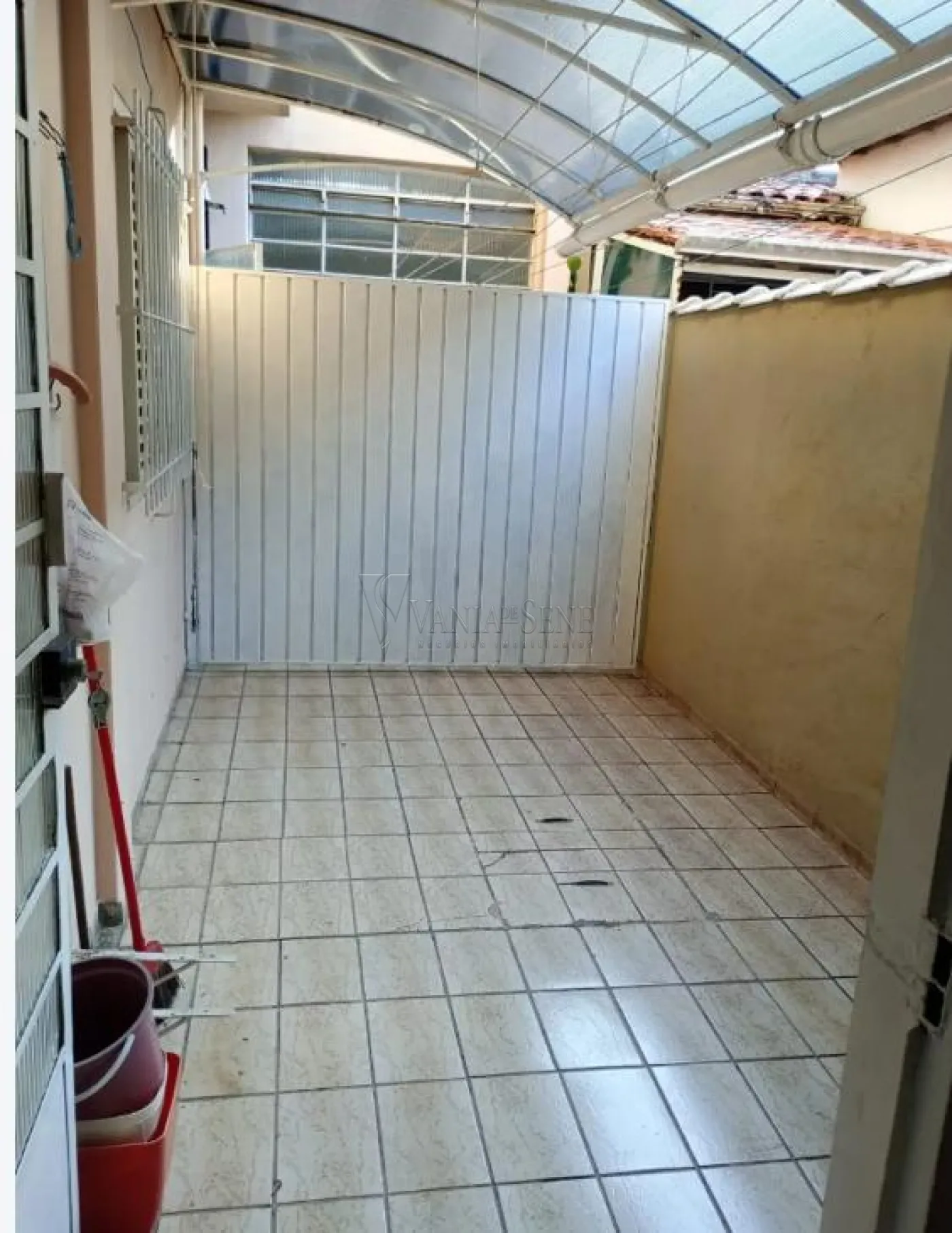 Alugar Casa / Padr&atilde;o em S&atilde;o Jos&eacute; dos Campos R$ 3.600,00 - Foto 17