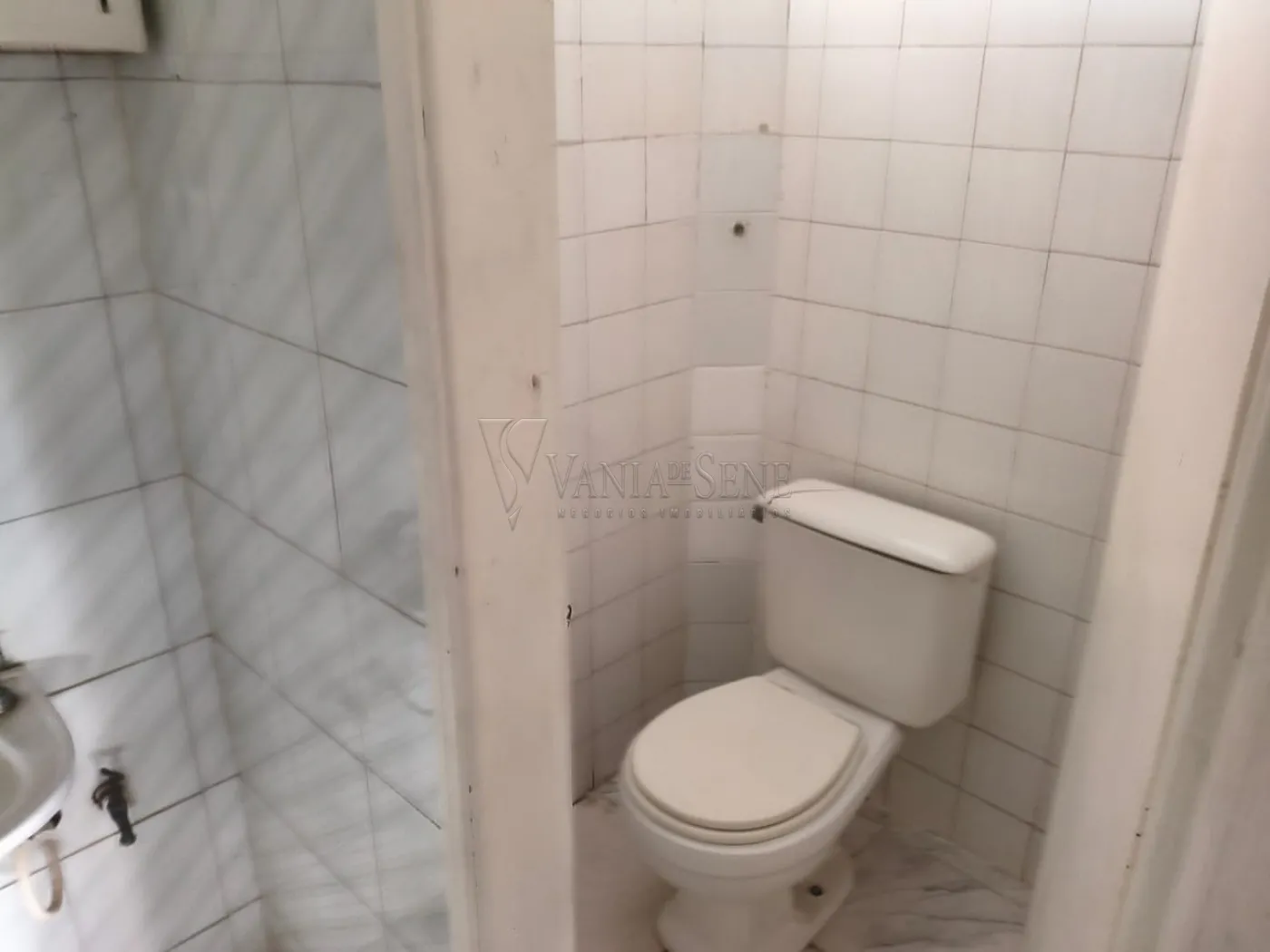 Alugar Comercial / Pr&eacute;dio em S&atilde;o Jos&eacute; dos Campos R$ 4.000,00 - Foto 13