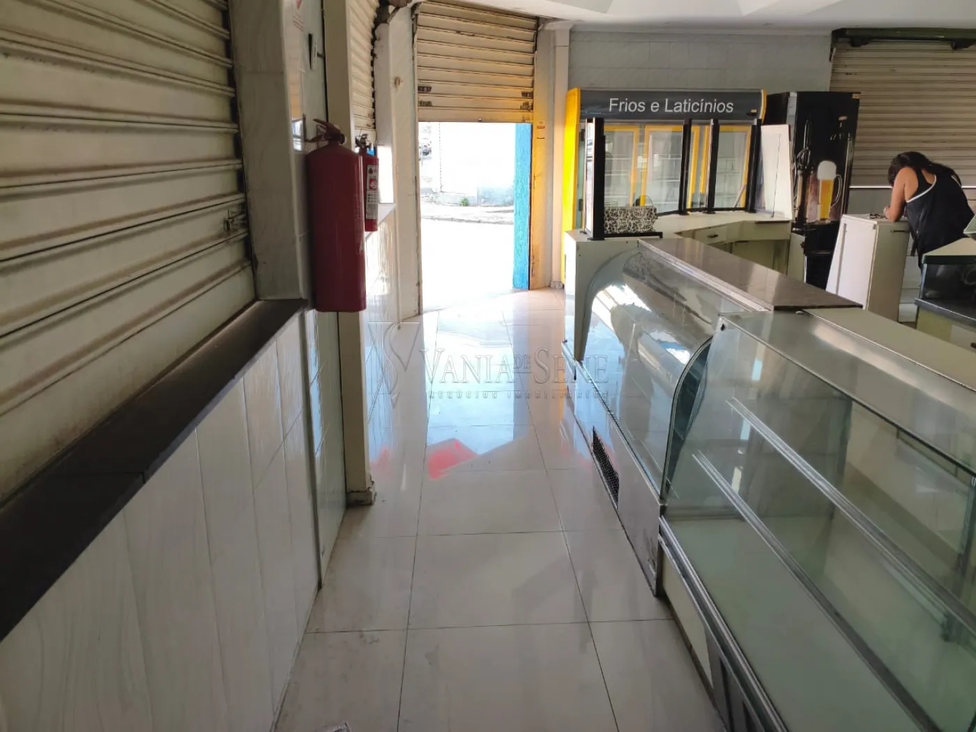 Alugar Comercial / Pr&eacute;dio em S&atilde;o Jos&eacute; dos Campos R$ 4.000,00 - Foto 18