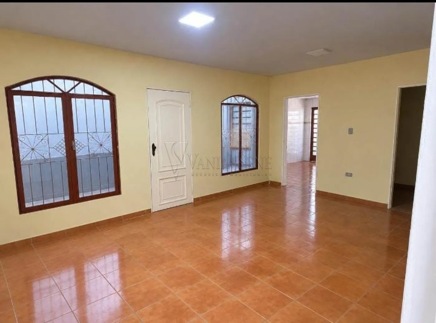 Alugar Comercial / Ponto Comercial em S&atilde;o Jos&eacute; dos Campos R$ 6.000,00 - Foto 3