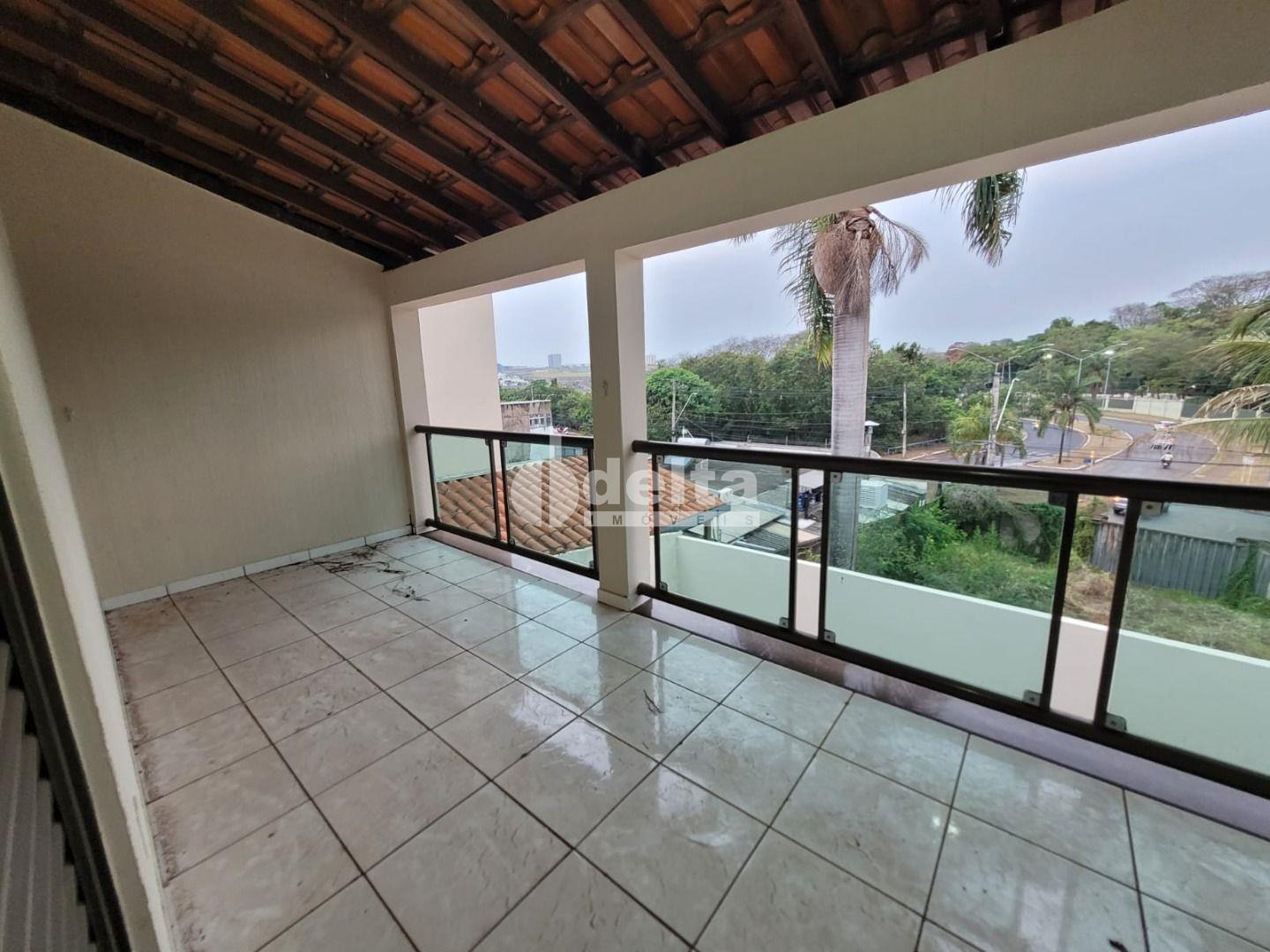 Alugar Casa Residencial / Padr&atilde;o em Uberl&acirc;ndia R$ 4.000,00 - Foto 24