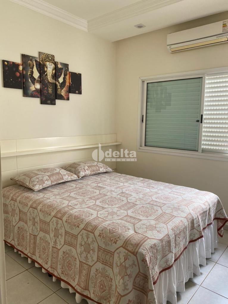 Comprar Casa Residencial / Padr&atilde;o em Uberl&acirc;ndia R$ 1.300.000,00 - Foto 4