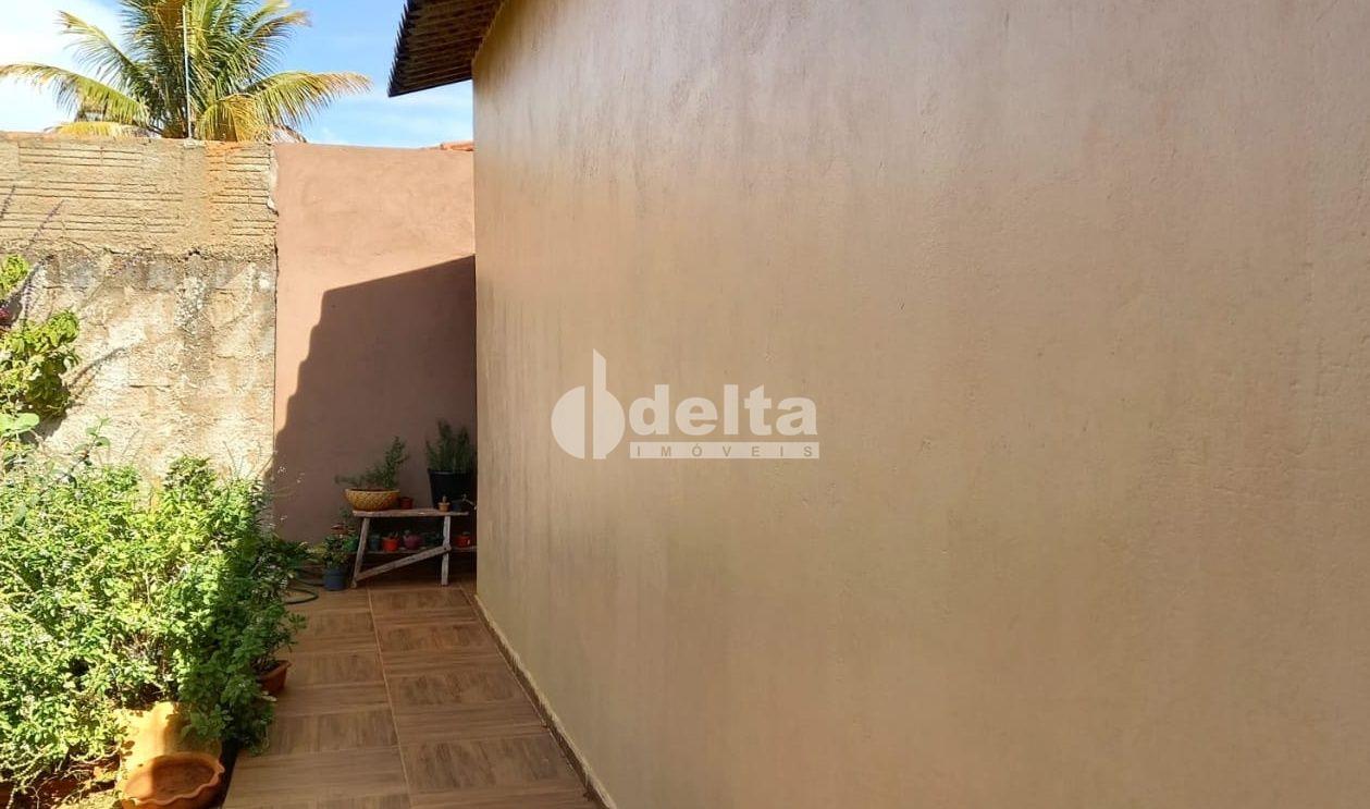 Comprar Casa Residencial / Padr&atilde;o em Uberl&acirc;ndia R$ 350.000,00 - Foto 14