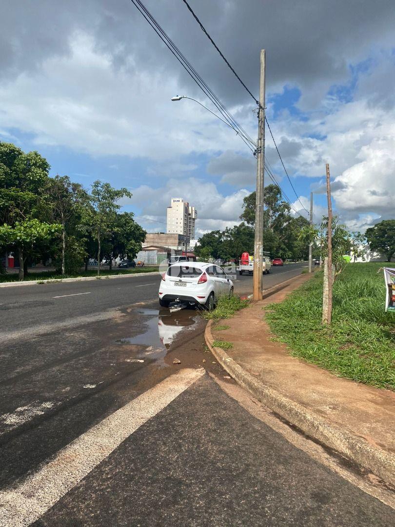 Comprar &Aacute;rea / Padr&atilde;o em Uberl&acirc;ndia R$ 1.100.000,00 - Foto 5