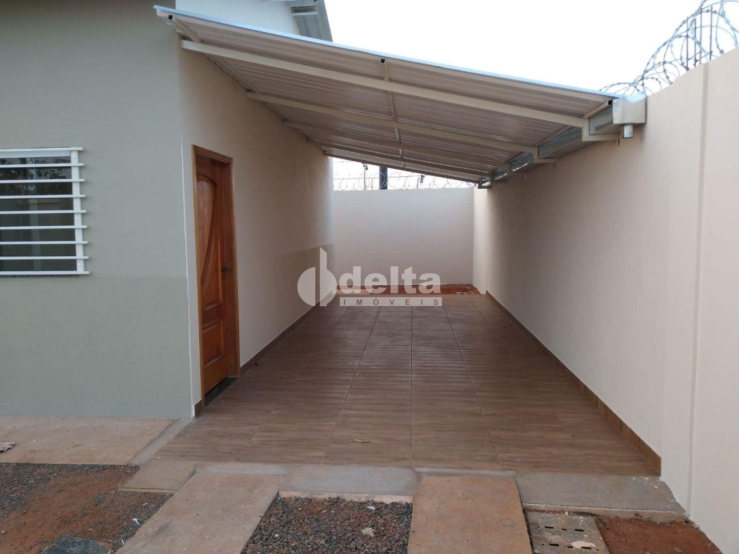 Alugar Casa Residencial / Padr&atilde;o em Uberl&acirc;ndia R$ 2.400,00 - Foto 3