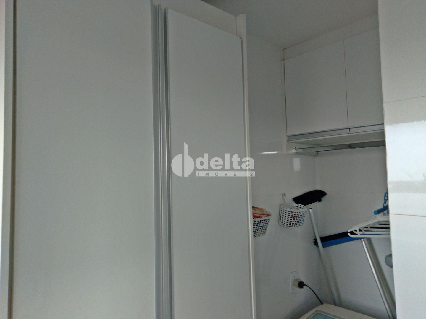 Comprar Apartamento / Padr&atilde;o em Uberl&acirc;ndia R$ 600.000,00 - Foto 5