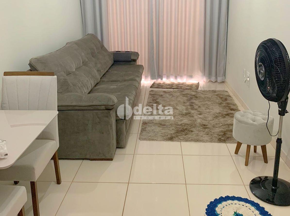 Comprar Apartamento / Padr&atilde;o em Uberl&acirc;ndia R$ 270.000,00 - Foto 3