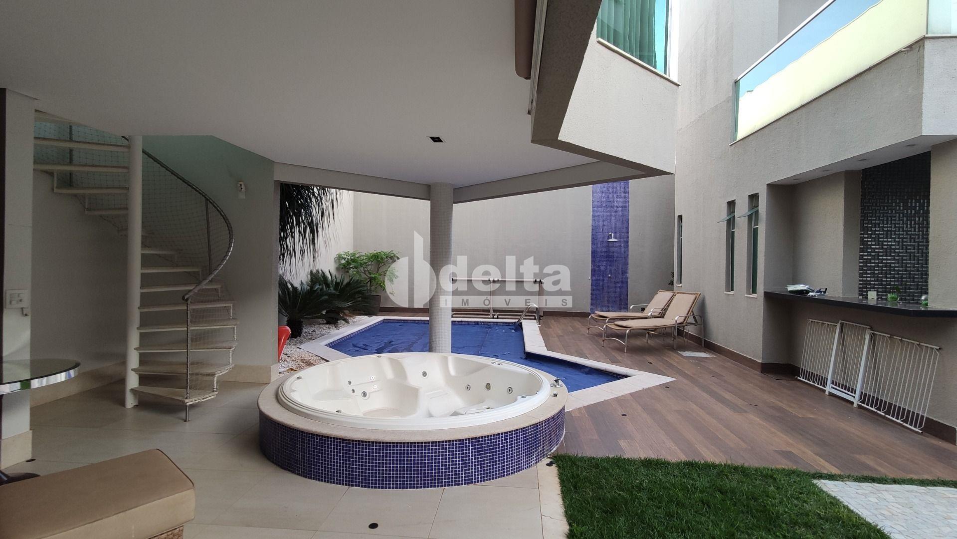Comprar Casa Residencial / Padr&atilde;o em Uberl&acirc;ndia R$ 2.160.000,00 - Foto 14
