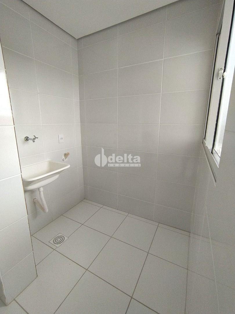 Comprar Apartamento / Padr&atilde;o em Uberl&acirc;ndia R$ 230.000,00 - Foto 6