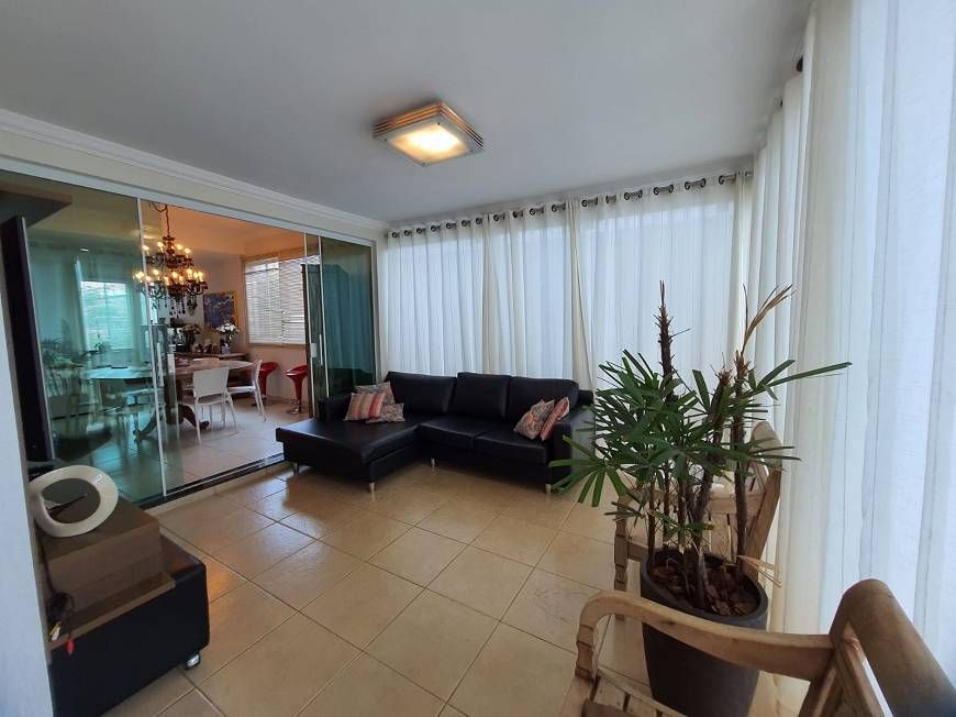Comprar Casa Residencial / Padr&atilde;o em Uberl&acirc;ndia R$ 1.800.000,00 - Foto 10