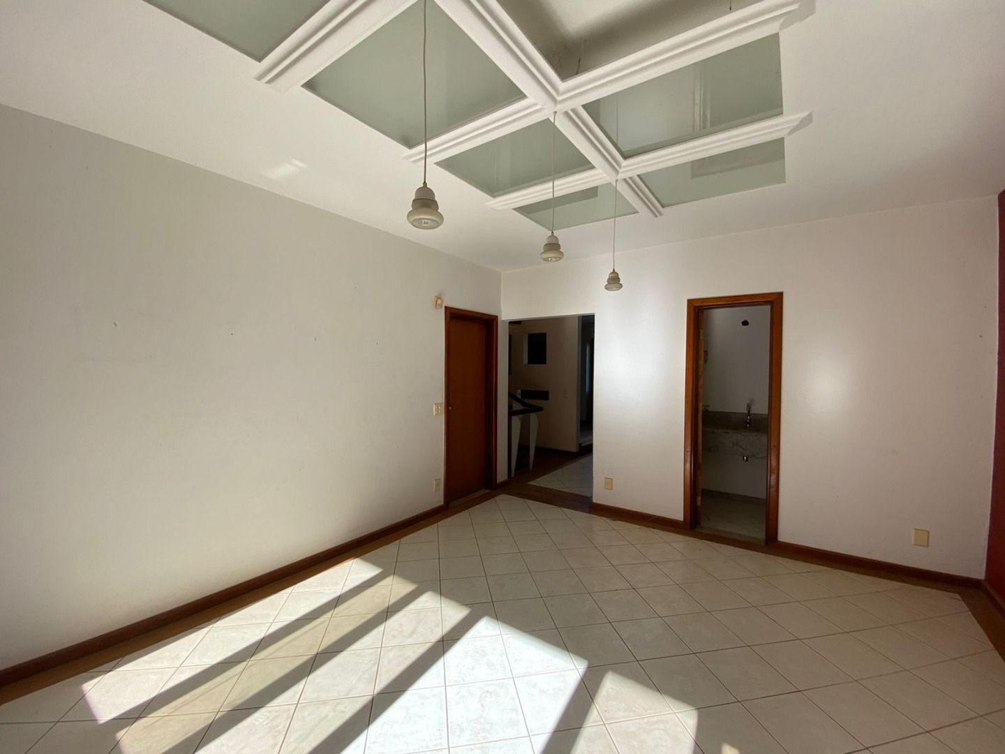 Comprar Casa Residencial / Padr&atilde;o em Uberl&acirc;ndia R$ 1.800.000,00 - Foto 3