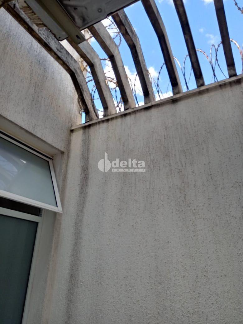 Comprar Casa Residencial / Padr&atilde;o em Uberl&acirc;ndia R$ 1.100.000,00 - Foto 7