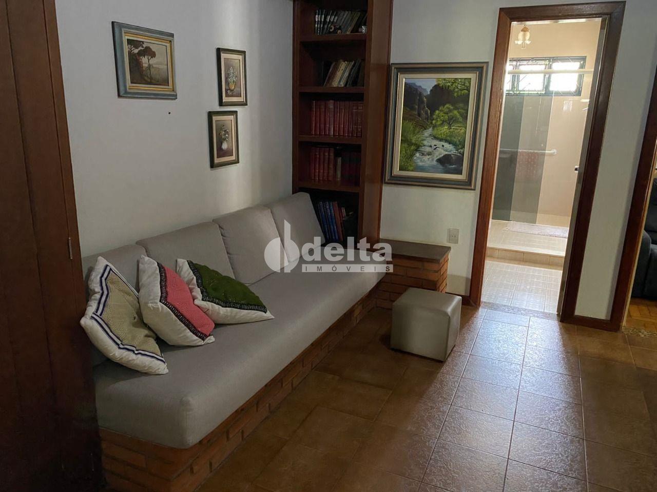 Comprar Casa Residencial / Padr&atilde;o em Uberl&acirc;ndia R$ 1.420.000,00 - Foto 7