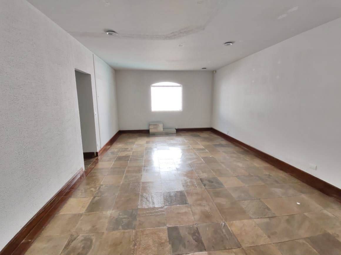 Alugar Casa Comercial / Padr&atilde;o em Uberl&acirc;ndia R$ 10.000,00 - Foto 4