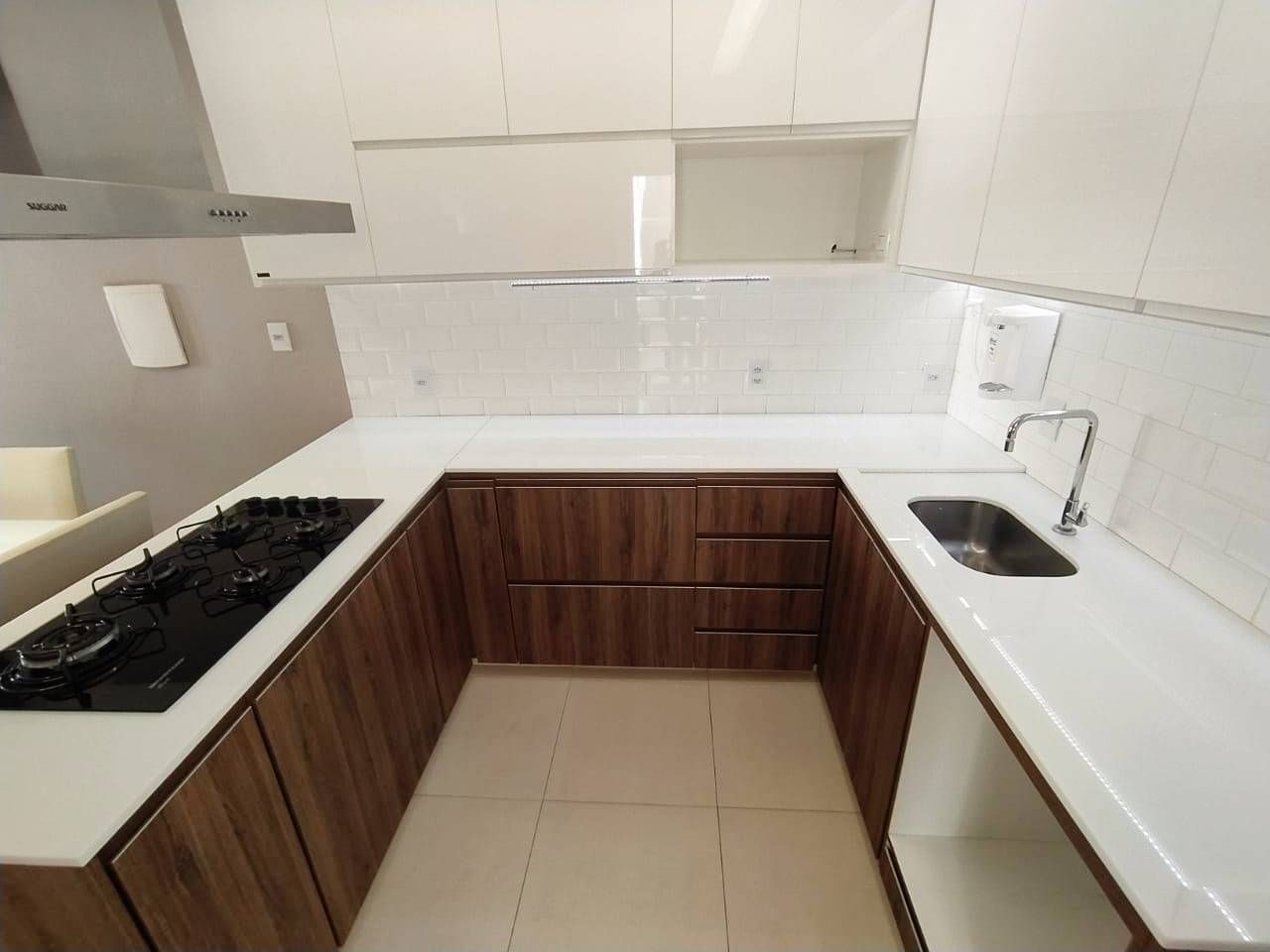 Alugar Apartamento / Padr&atilde;o em Uberl&acirc;ndia R$ 1.200,00 - Foto 4