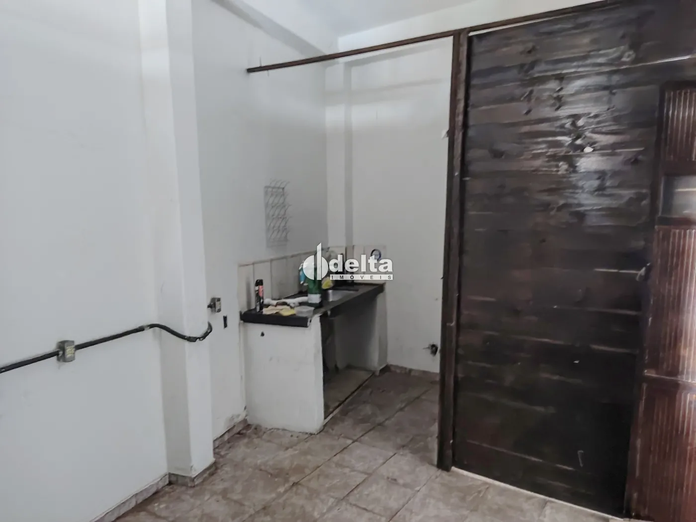 Alugar Loja / Padr&atilde;o em Uberl&acirc;ndia R$ 1.500,00 - Foto 5