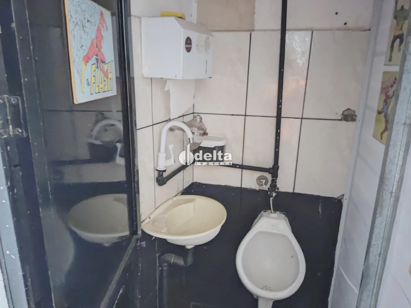 Alugar Loja / Padr&atilde;o em Uberl&acirc;ndia R$ 1.500,00 - Foto 7