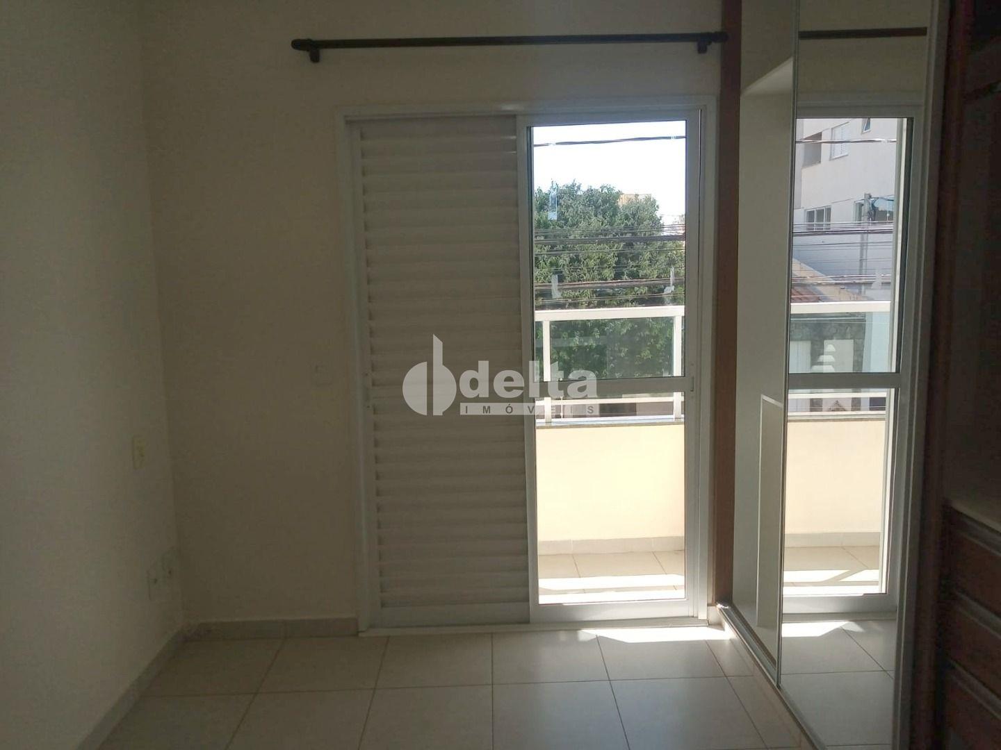 Alugar Apartamento / Padr&atilde;o em Uberl&acirc;ndia R$ 1.120,00 - Foto 5