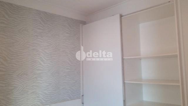 Alugar Apartamento / Padr&atilde;o em Uberl&acirc;ndia R$ 1.600,00 - Foto 13