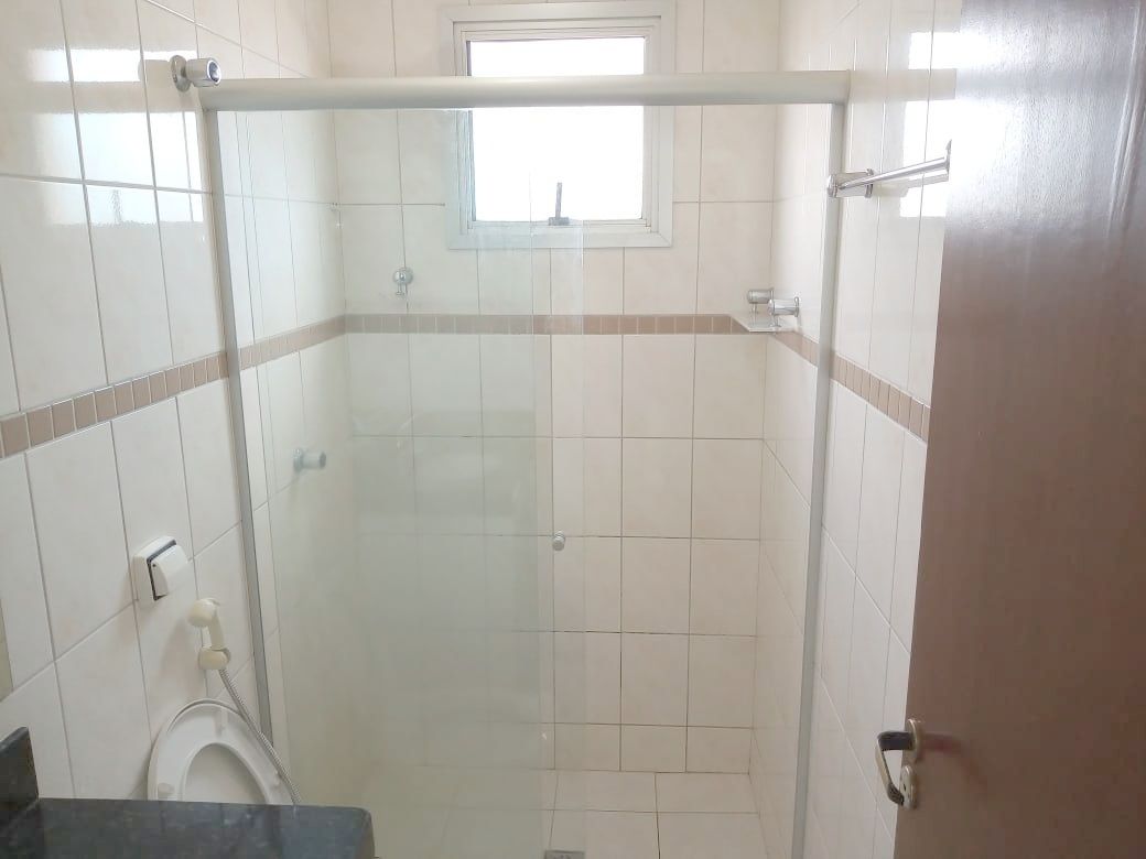 Alugar Apartamento / Padr&atilde;o em Uberl&acirc;ndia R$ 1.500,00 - Foto 8