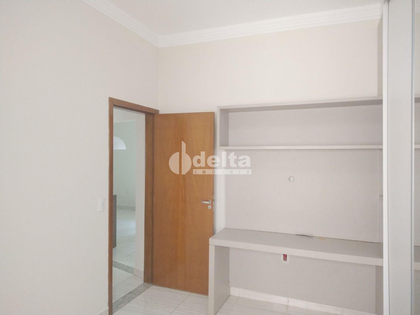 Alugar Casa Residencial / Padr&atilde;o em Uberl&acirc;ndia R$ 3.200,00 - Foto 10