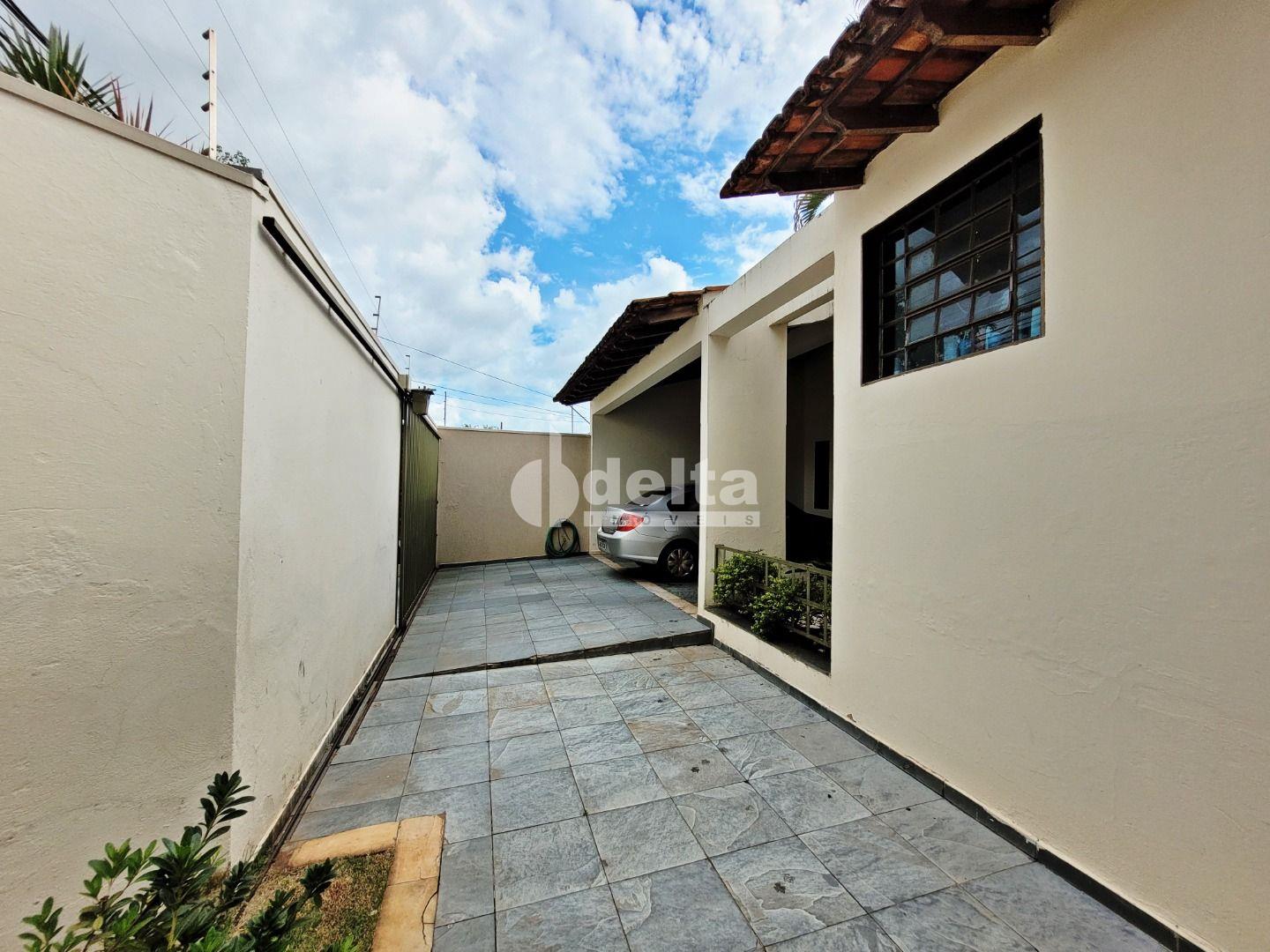 Alugar Casa Residencial / Padr&atilde;o em Uberl&acirc;ndia R$ 7.500,00 - Foto 21