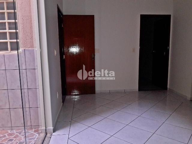 Comprar Casa Residencial / Padr&atilde;o em Uberl&acirc;ndia R$ 850.000,00 - Foto 3