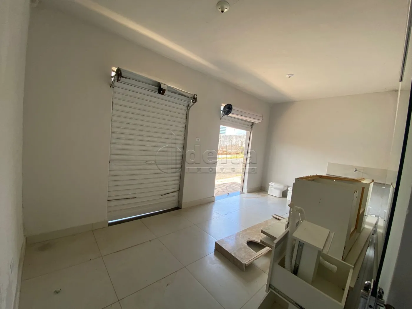 Alugar Loja / Padr&atilde;o em Uberl&acirc;ndia R$ 1.000,00 - Foto 1