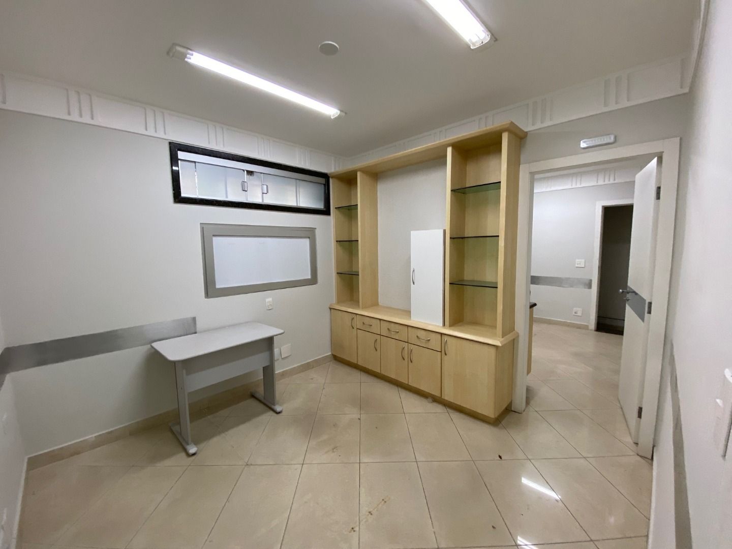 Alugar Casa Comercial / Padr&atilde;o em Uberl&acirc;ndia R$ 5.800,00 - Foto 4