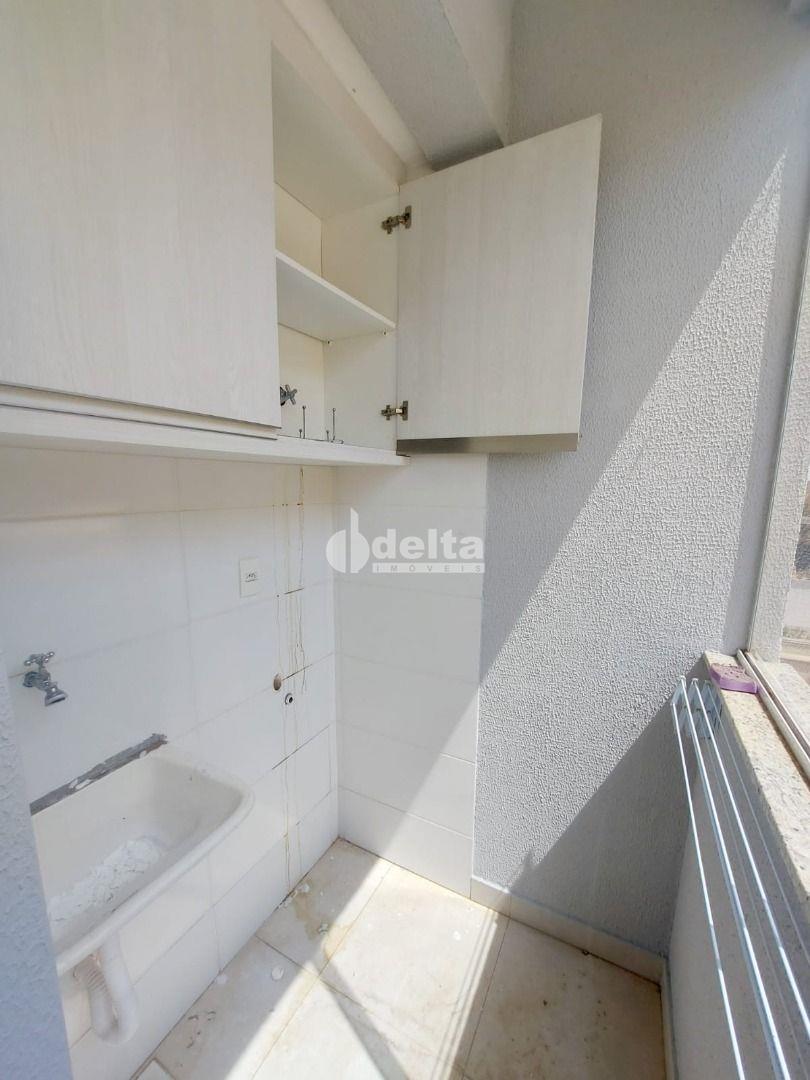 Alugar Apartamento / Padr&atilde;o em Uberl&acirc;ndia R$ 1.500,00 - Foto 18