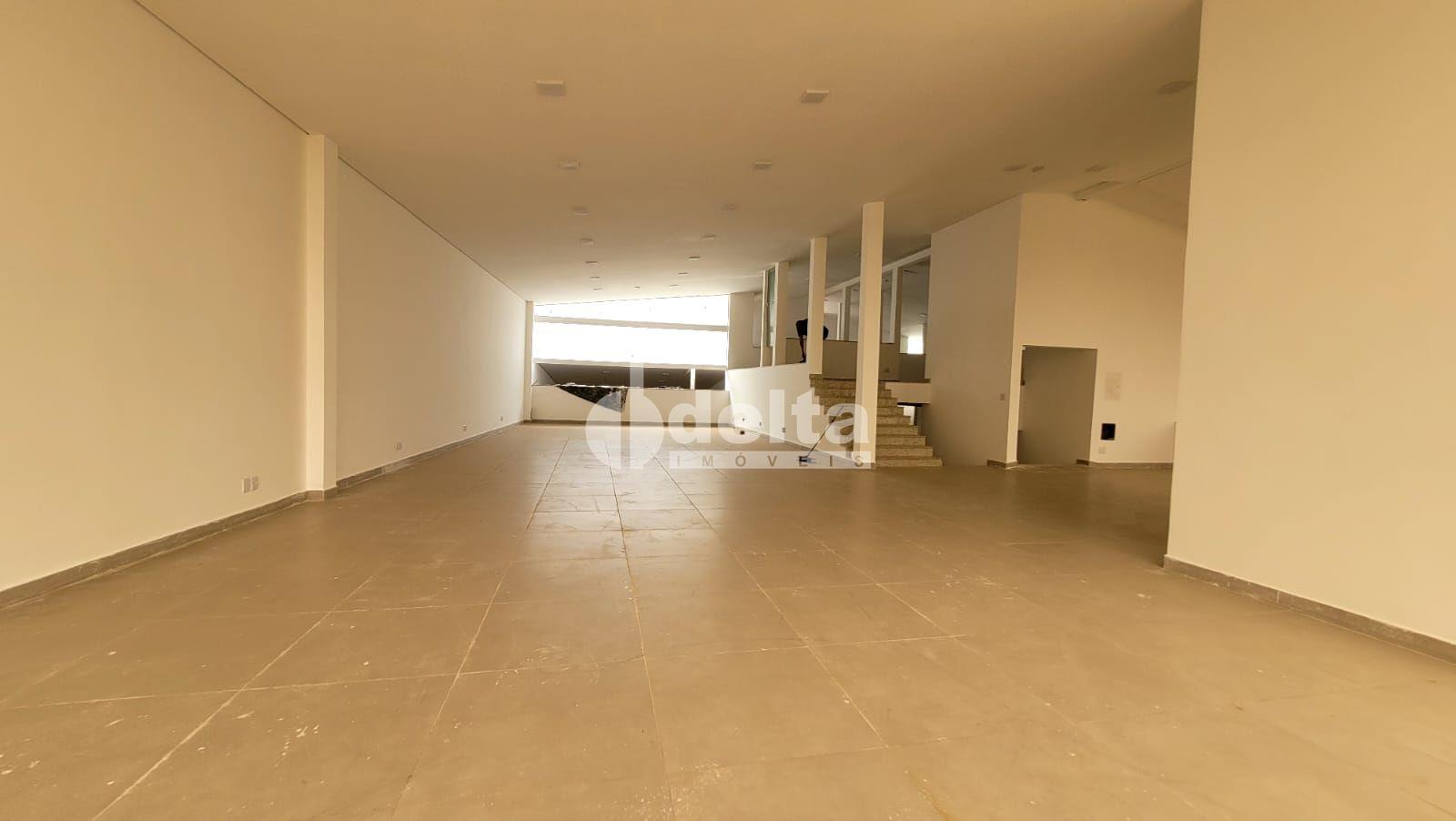 Alugar Casa Comercial / Padr&atilde;o em Uberl&acirc;ndia R$ 75.000,00 - Foto 3
