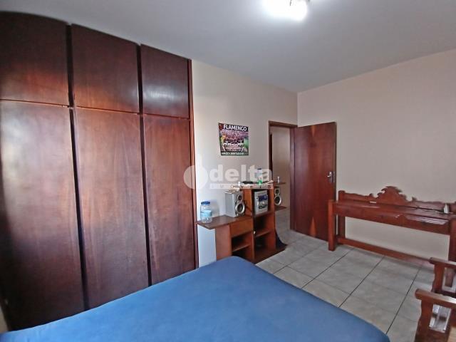 Comprar Casa Residencial / Padr&atilde;o em Uberl&acirc;ndia R$ 1.025.000,00 - Foto 5