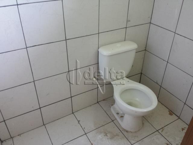 Comprar Casa Residencial / Padr&atilde;o em Uberl&acirc;ndia R$ 220.000,00 - Foto 8