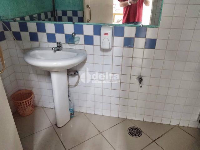 Alugar Loja / Padr&atilde;o em Uberl&acirc;ndia R$ 100.000,00 - Foto 10