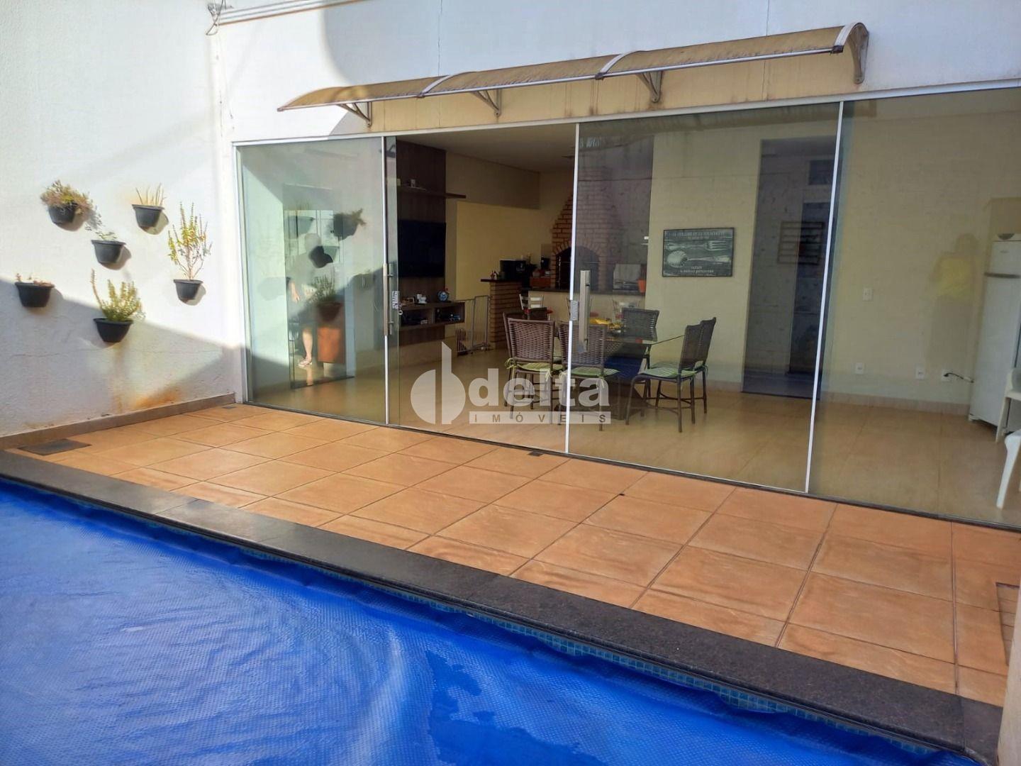 Comprar Casa Residencial / Padr&atilde;o em Uberl&acirc;ndia R$ 1.250.000,00 - Foto 27