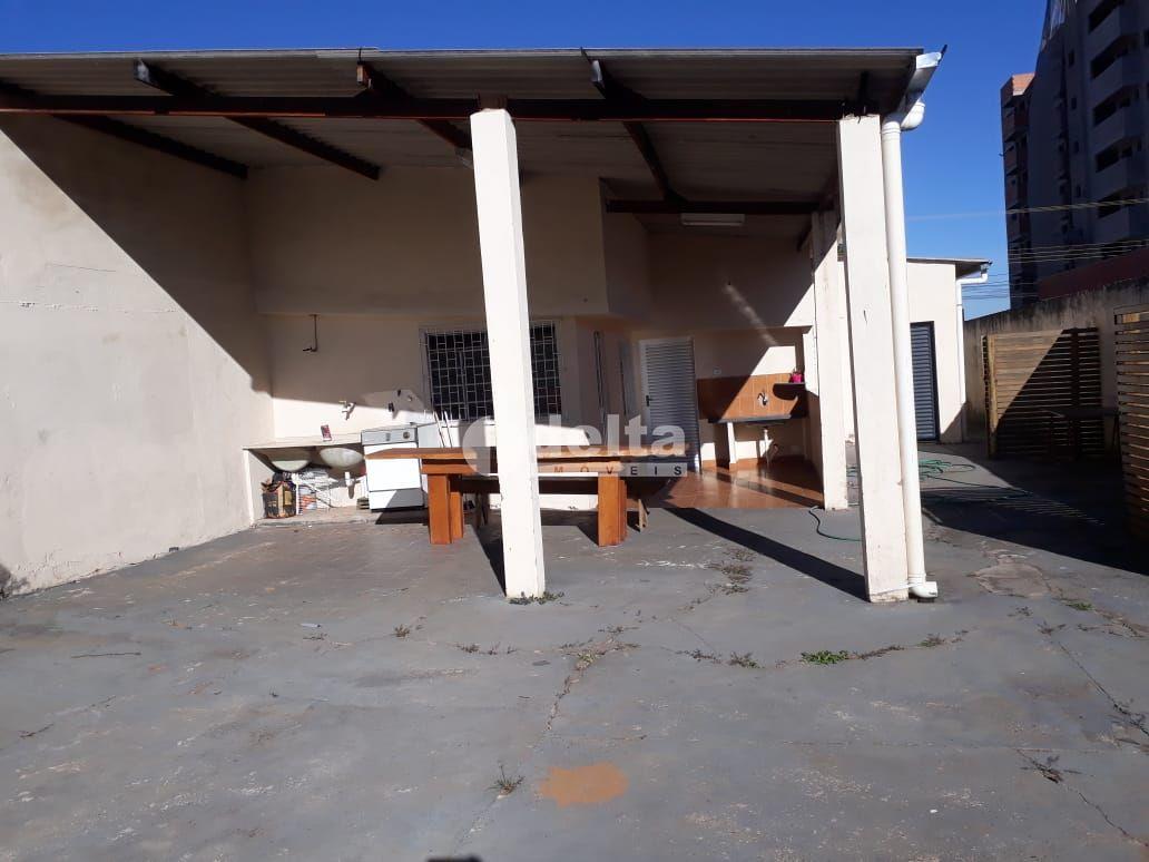 Comprar Casa Residencial / Padr&atilde;o em Uberl&acirc;ndia R$ 700.000,00 - Foto 21