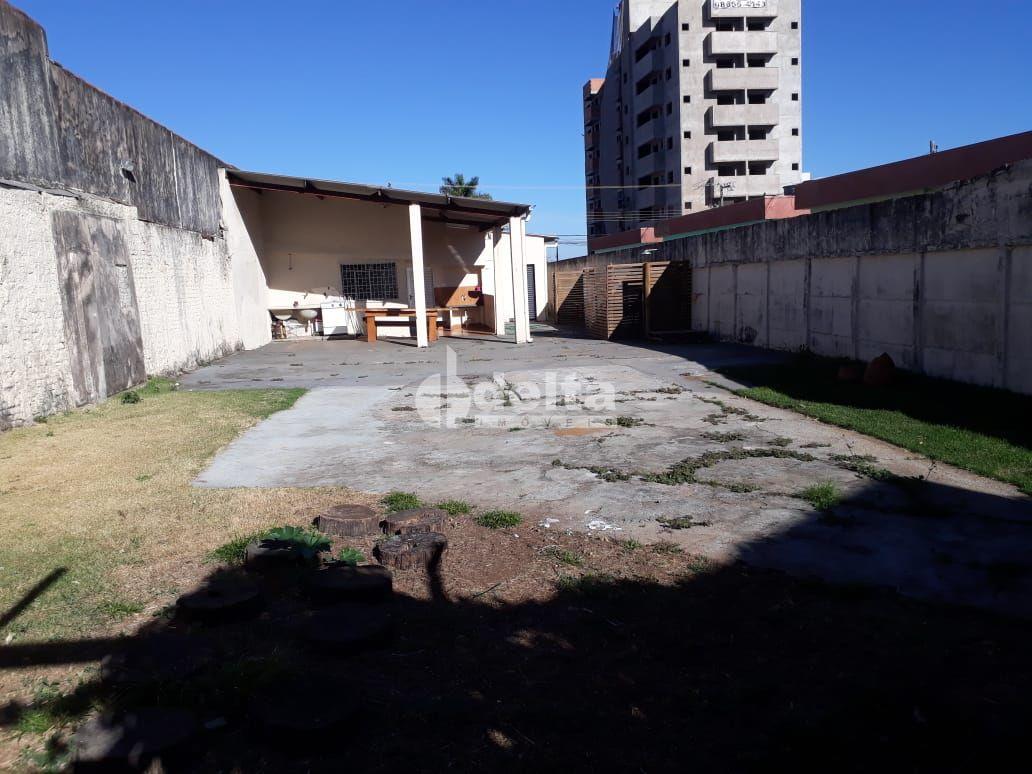 Comprar Casa Residencial / Padr&atilde;o em Uberl&acirc;ndia R$ 700.000,00 - Foto 20