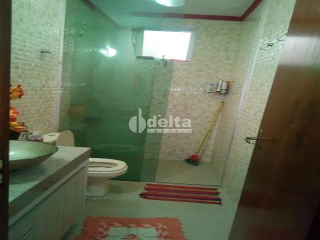 Comprar Casa Residencial / Padr&atilde;o em Uberl&acirc;ndia R$ 490.000,00 - Foto 11