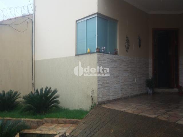 Comprar Casa Residencial / Padr&atilde;o em Uberl&acirc;ndia R$ 800.000,00 - Foto 10
