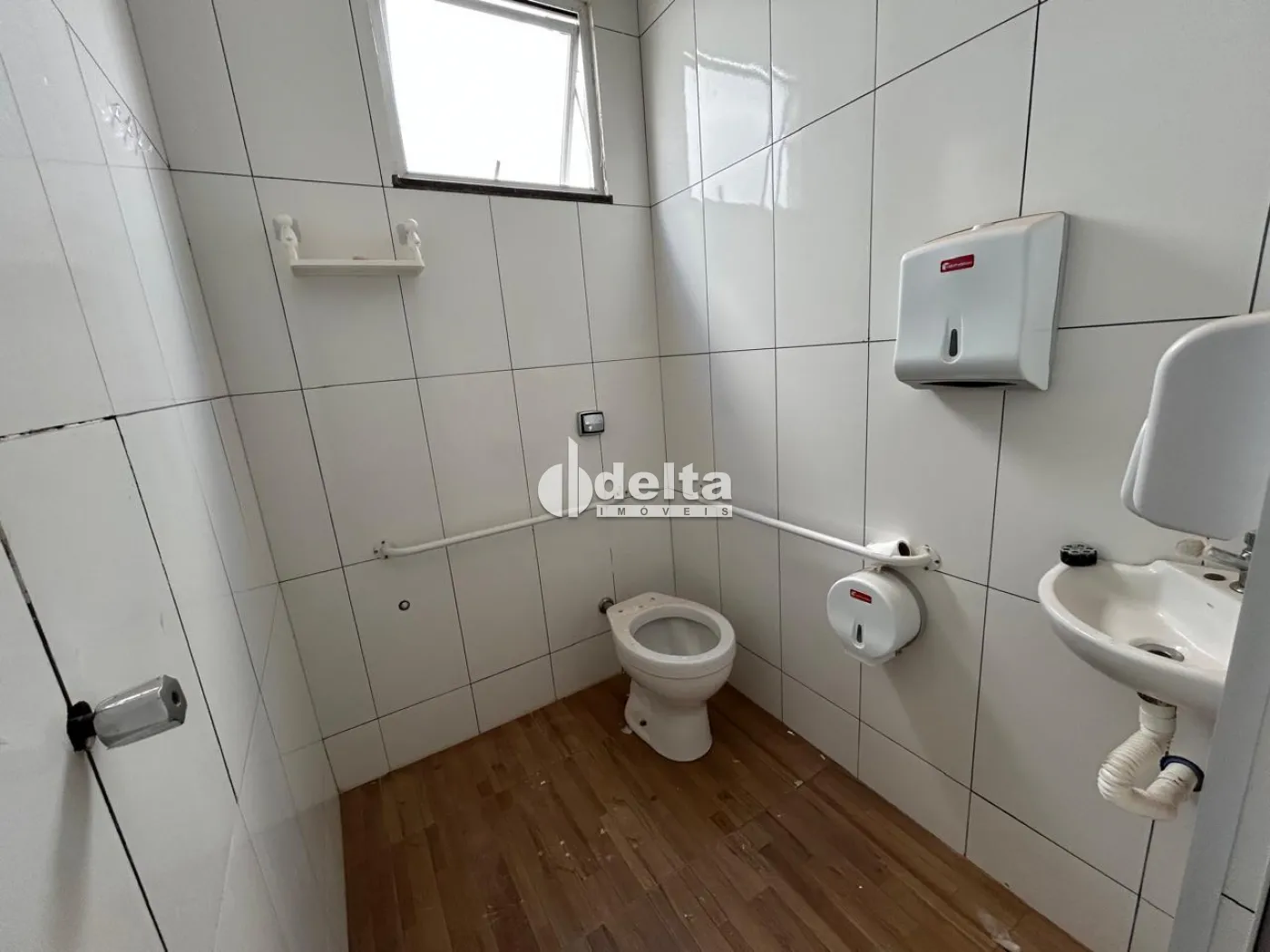 Alugar Loja / Padr&atilde;o em Uberl&acirc;ndia R$ 1.100,00 - Foto 7