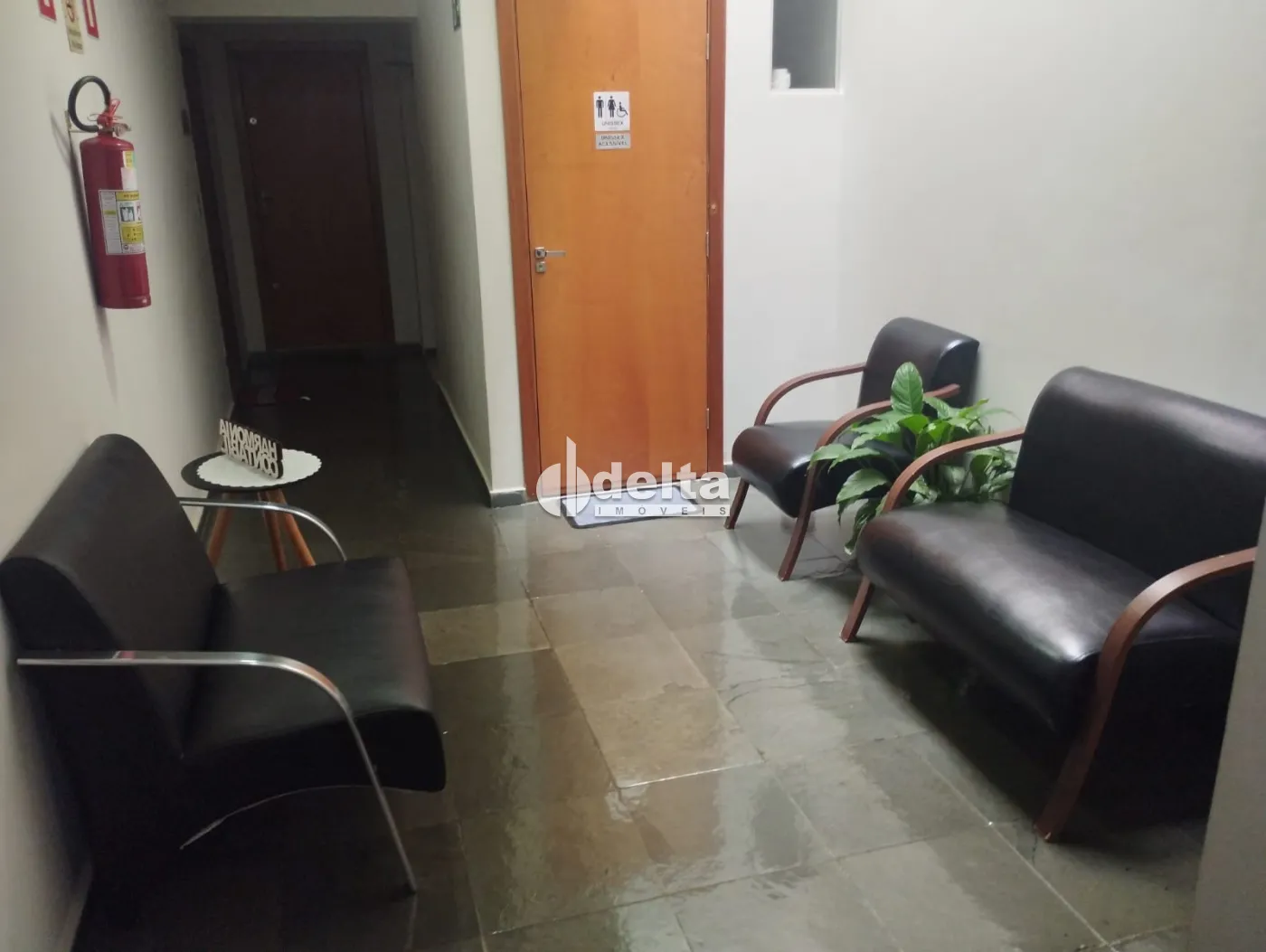 Alugar Loja / Padr&atilde;o em Uberl&acirc;ndia R$ 2.000,00 - Foto 10