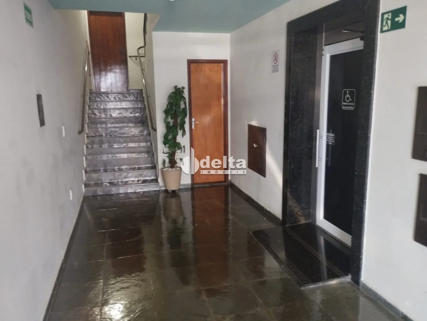 Alugar Loja / Padr&atilde;o em Uberl&acirc;ndia R$ 2.000,00 - Foto 12
