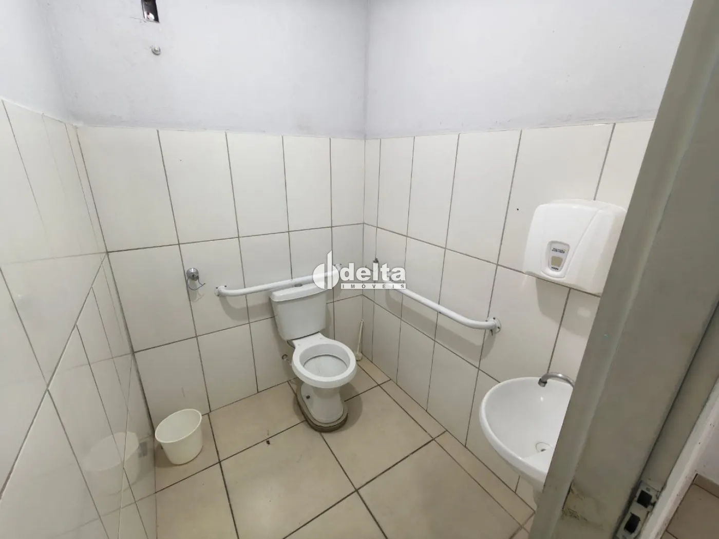 Alugar Loja / Padr&atilde;o em Uberl&acirc;ndia R$ 6.500,00 - Foto 7