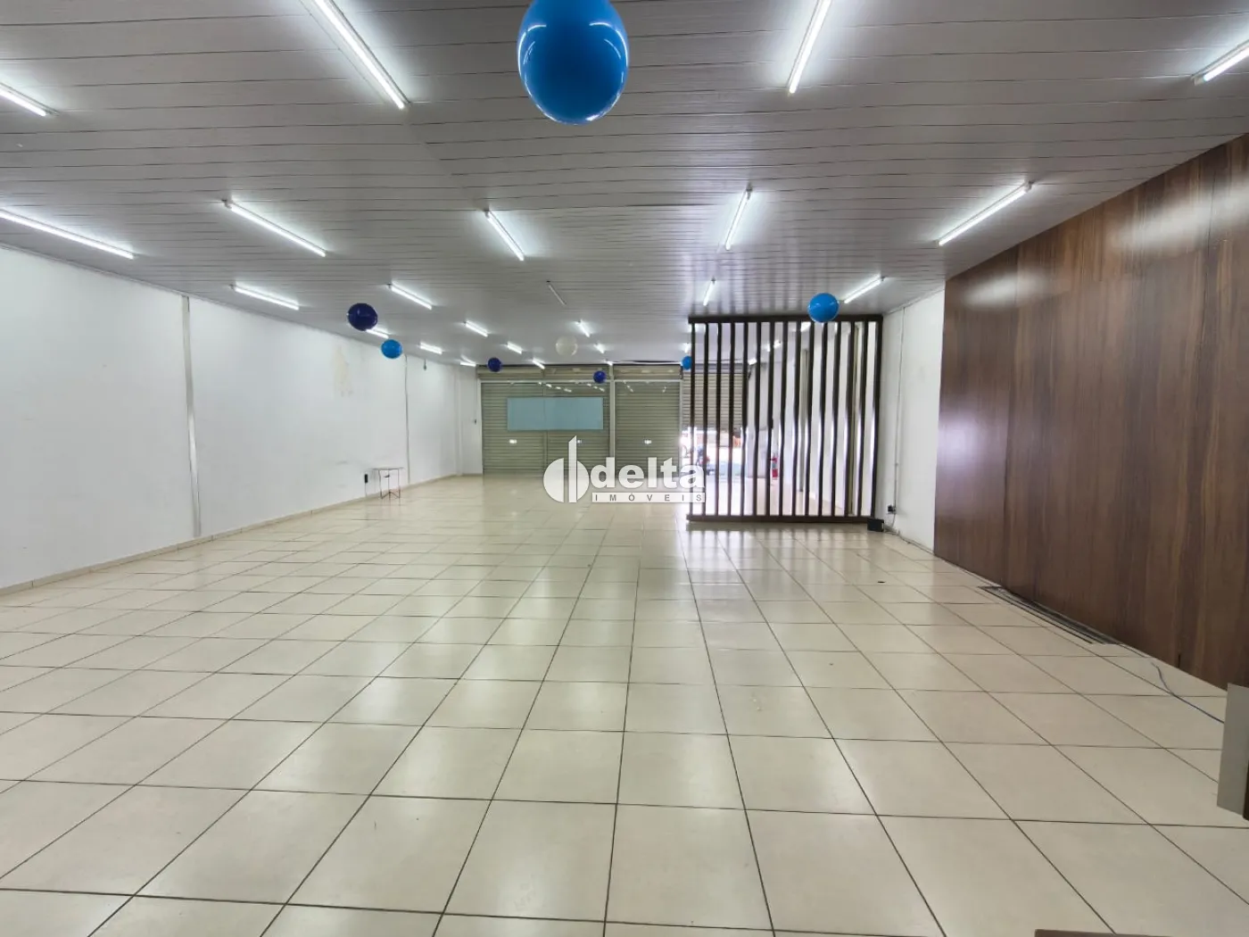 Alugar Loja / Padr&atilde;o em Uberl&acirc;ndia R$ 6.500,00 - Foto 8