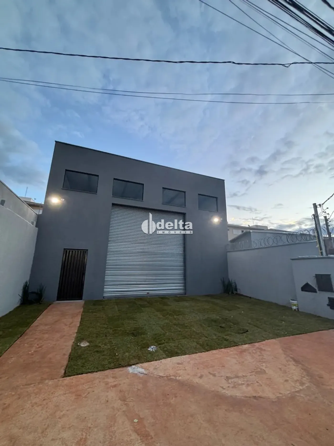 Alugar Galp&atilde;o / Padr&atilde;o em Uberl&acirc;ndia R$ 4.000,00 - Foto 6