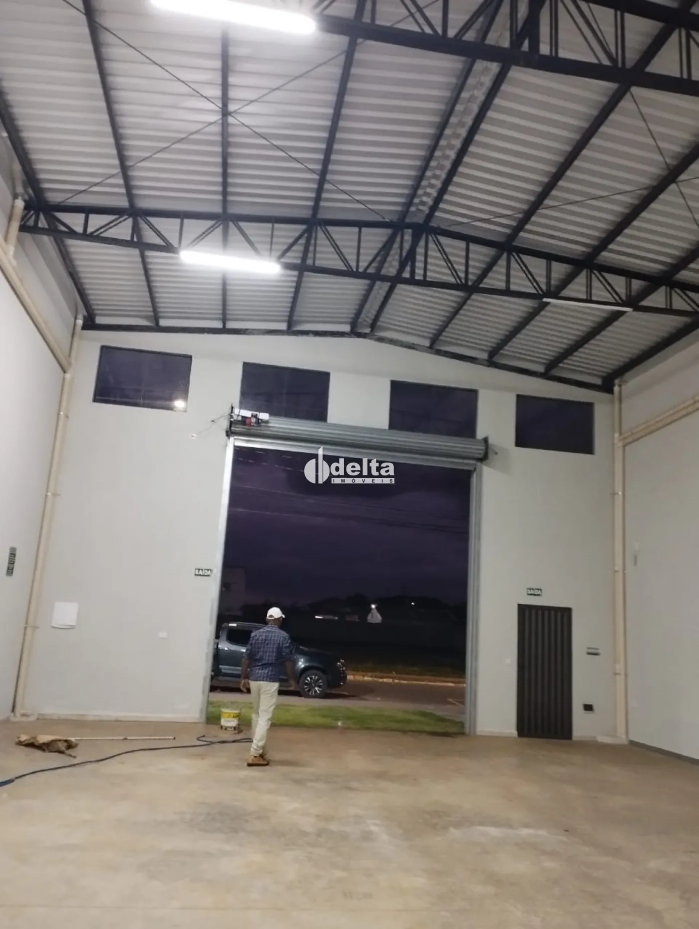 Alugar Galp&atilde;o / Padr&atilde;o em Uberl&acirc;ndia R$ 4.000,00 - Foto 2