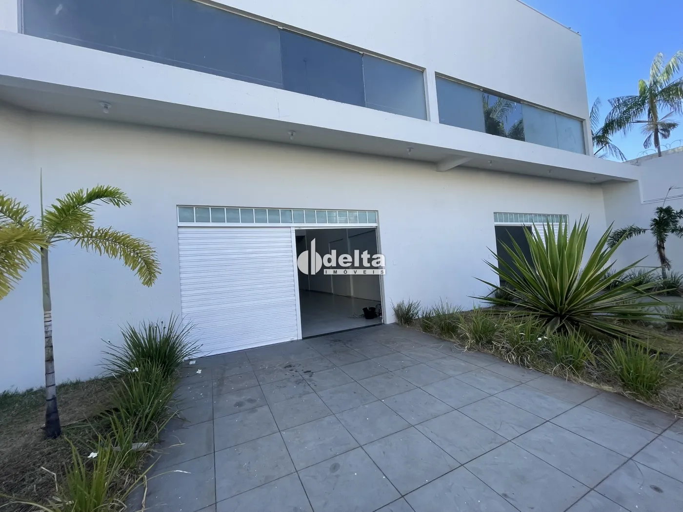 Alugar Loja / Padr&atilde;o em Uberl&acirc;ndia R$ 9.500,00 - Foto 1