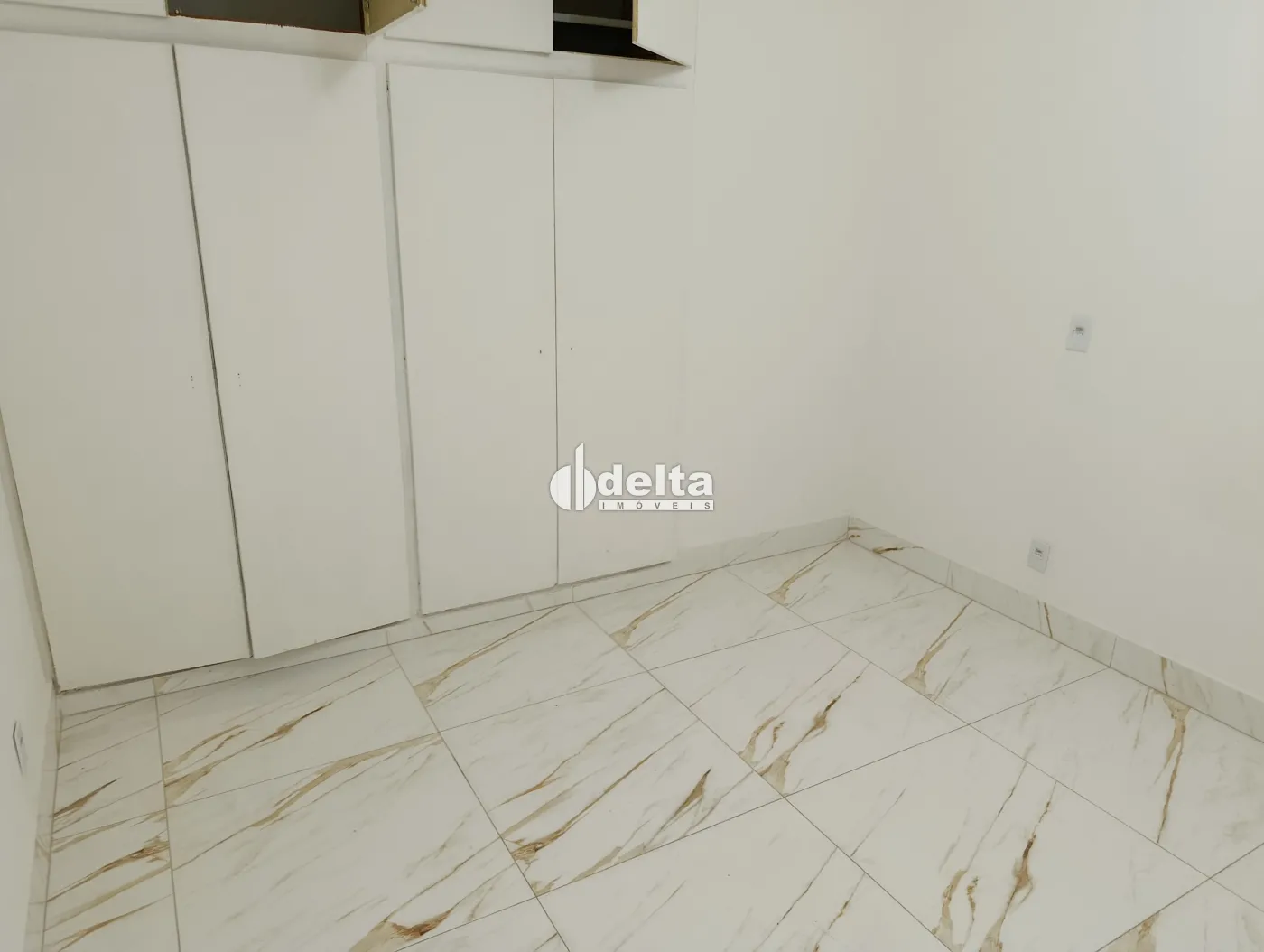 Alugar Loja / Padr&atilde;o em Uberl&acirc;ndia R$ 4.500,00 - Foto 11