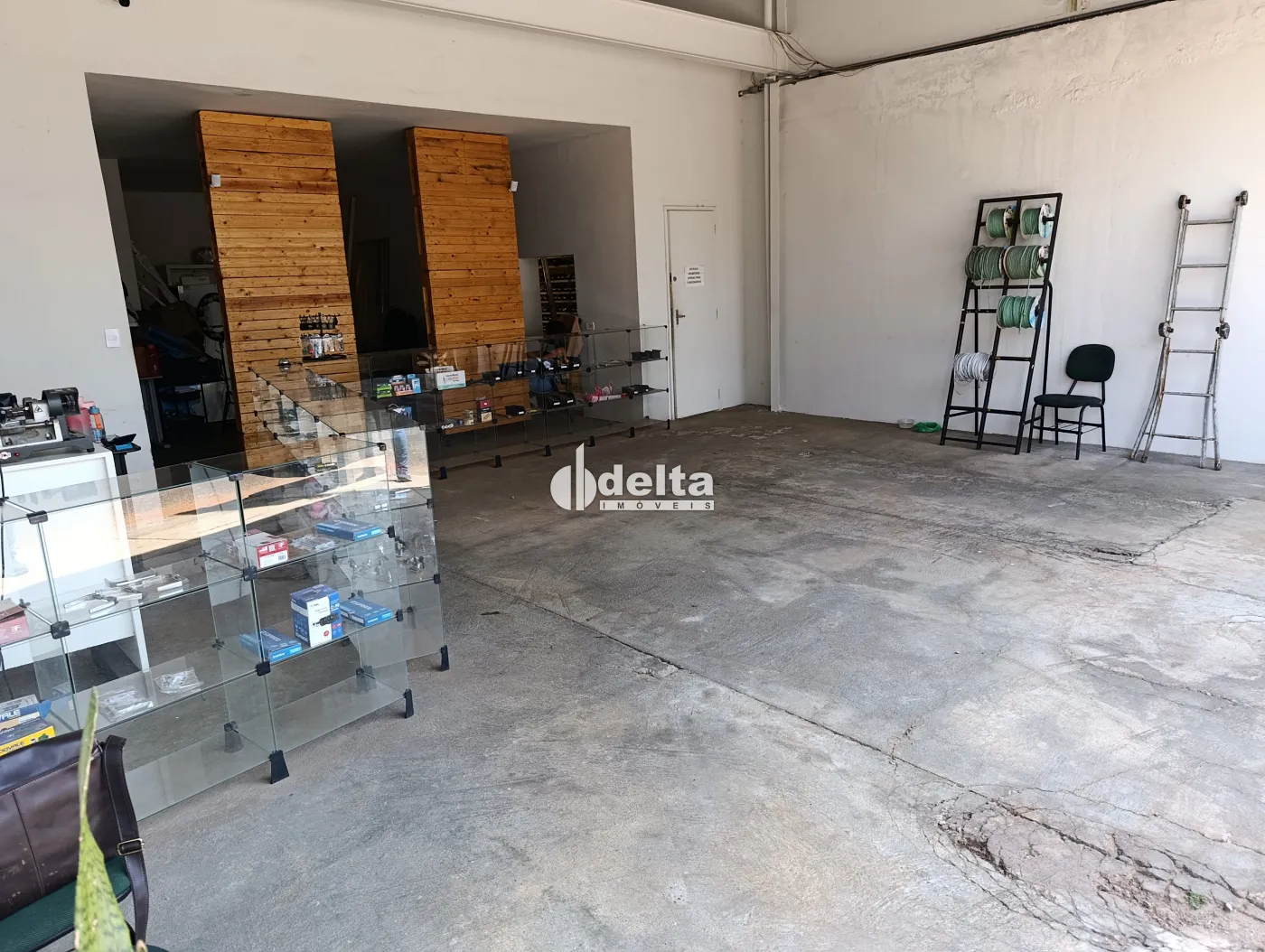 Alugar Loja / Padr&atilde;o em Uberl&acirc;ndia R$ 4.500,00 - Foto 13