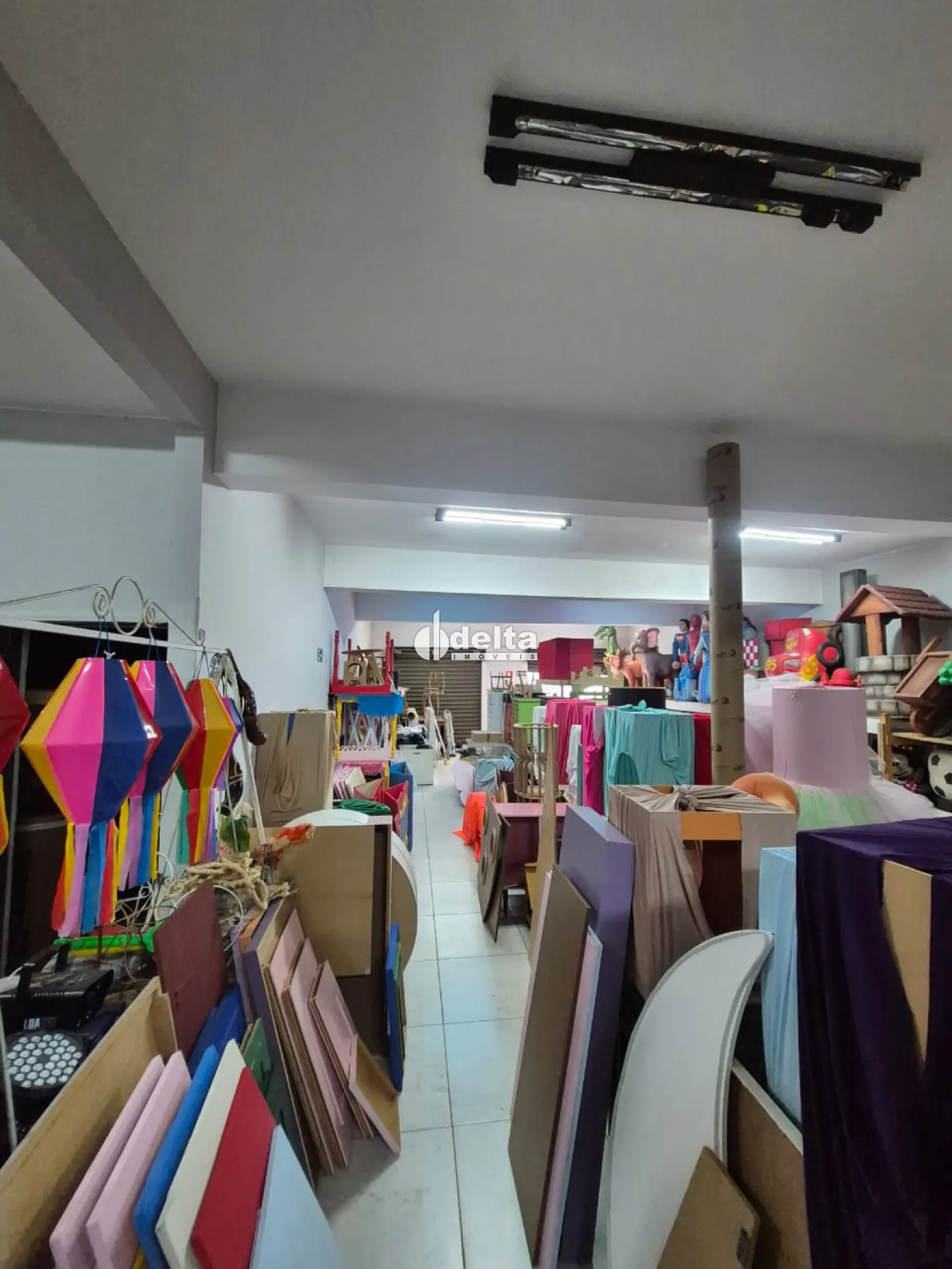 Comprar Loja / Padr&atilde;o em Uberl&acirc;ndia R$ 800.000,00 - Foto 15